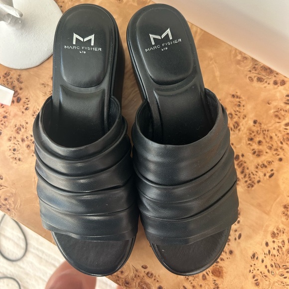 Marc Fisher Platform Wedges - Picture 4 of 4